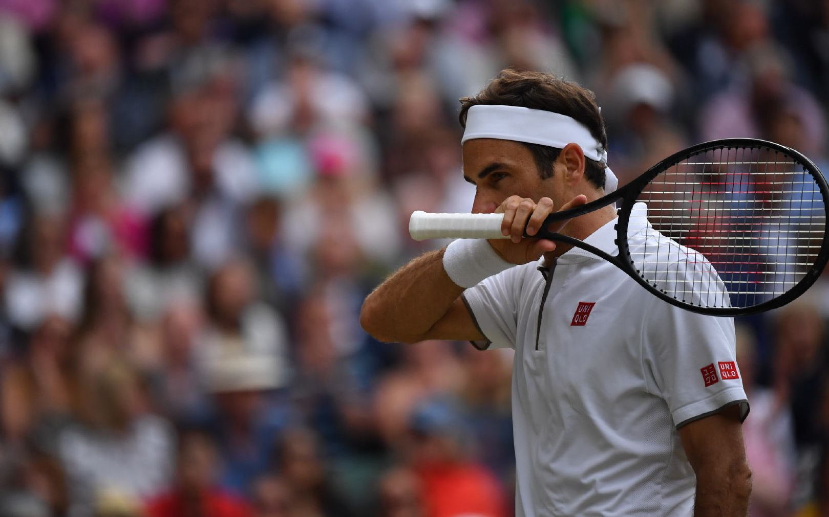 关于费德勒在MAD比赛中突破纪录,战术调整引发热议!的信息 关于费德勒在MAD比赛中突破纪录,战术调整引发热议!的信息